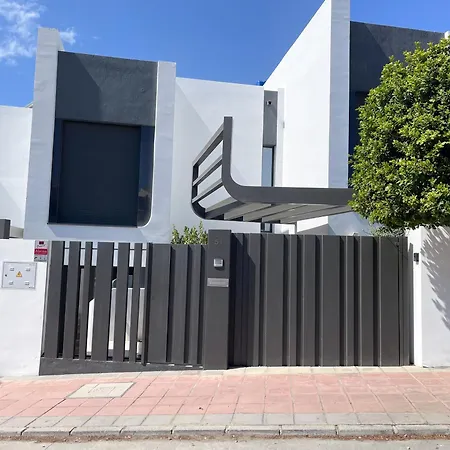 Casa Sonrisa-ferienhaus Mit Eigenem Pool Urlaub Fuer Familien Und Begeisterte Golfspieler Apartment *