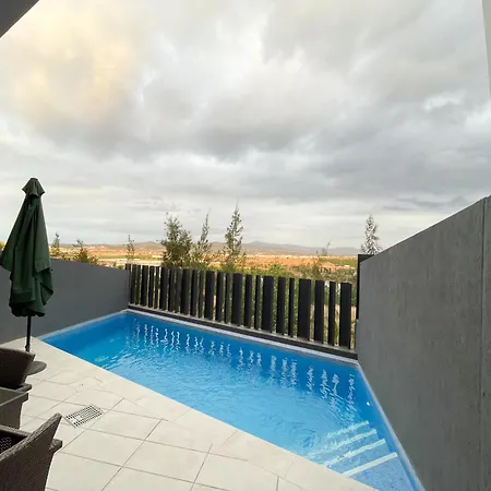 Casa Sonrisa-ferienhaus Mit Eigenem Pool Urlaub Fuer Familien Und Begeisterte Golfspieler Caleta De Velez
